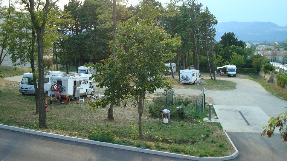 Aires De Camping Cars Bienvenue En Drôme Provençale Montélimar Tourisme