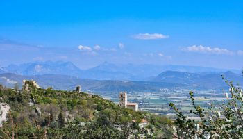 Les secrets de la Drôme Provençale à pied... Du 1 mars au 31 déc 2025