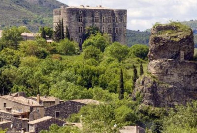 Visite guidée du village d’Alba-la-Romaine à Alba-la-Romaine - 1